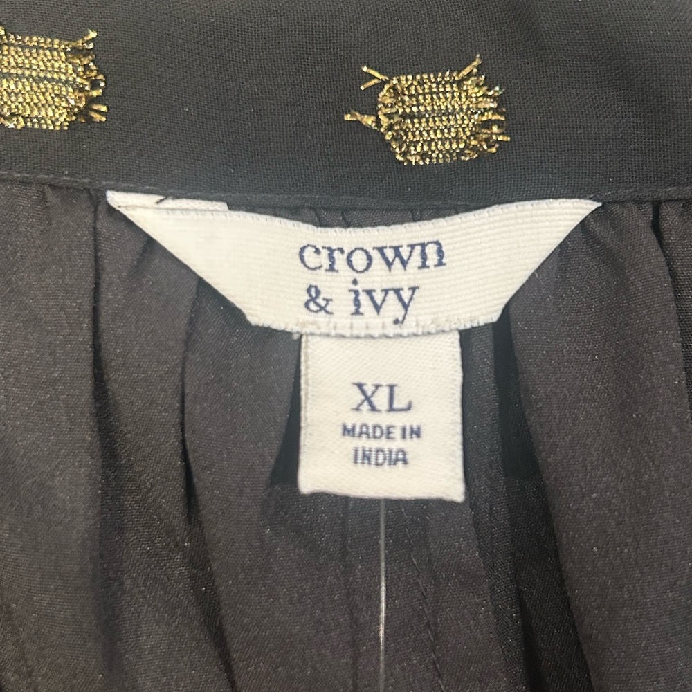 crown & ivy Black Ruffle Hem Dress with Gold Metallic Accents XL NWT Midi - Picture 2 of 10